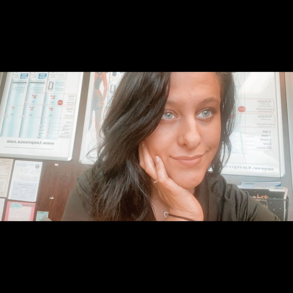 Meet your Posher, Taylor